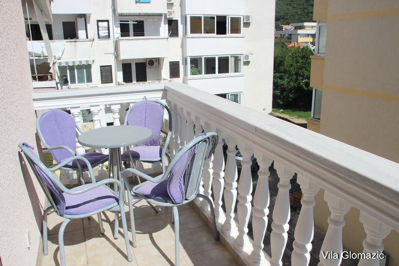 Apartment Glomazic Budva Bilik gambar