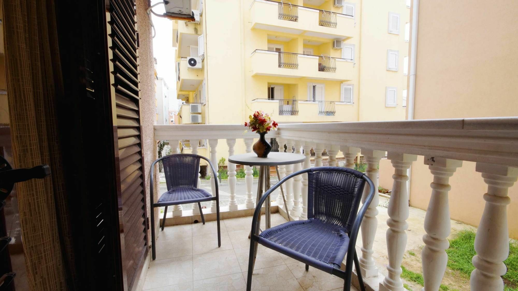 Apartment Glomazic Budva Luaran gambar